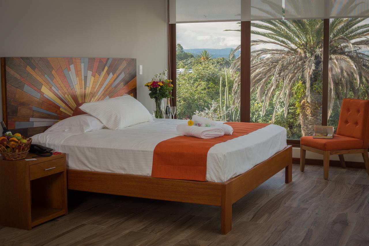 Ilalo Garden Hotel & Restaurant Quito Ngoại thất bức ảnh